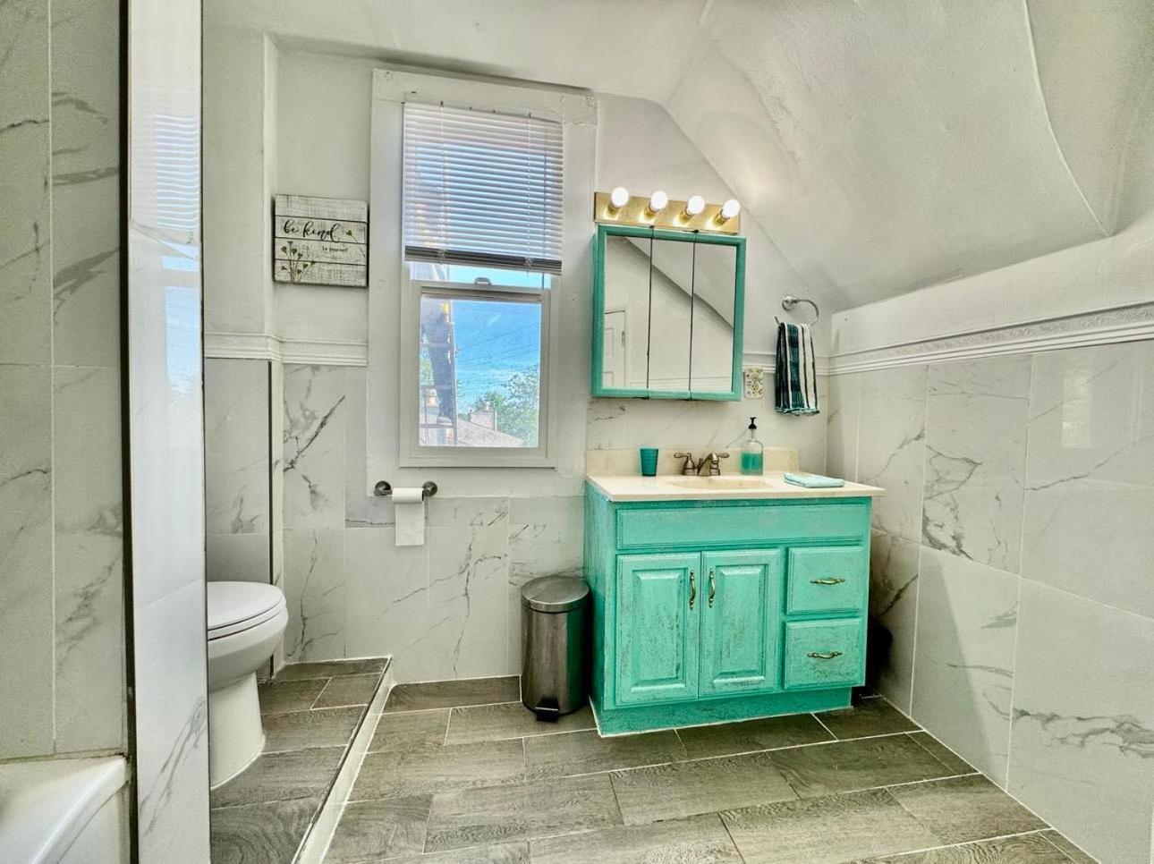 Tiny Private Room On The 1St Floor With Shared Bathroom Near Seatac Airport And Downtown Seattle Esterno foto